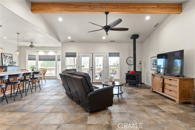 Detail Gallery Image 4 of 43 For 524 Sunset Dr, Paradise,  CA 95969 - 3 Beds | 2/1 Baths