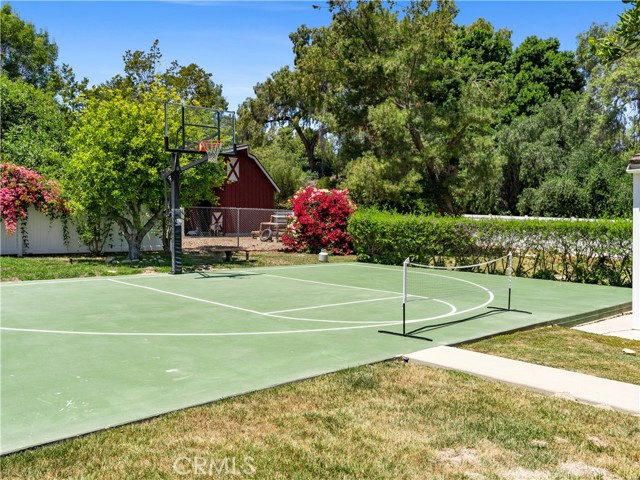 7 Roanwood Drive, Rolling Hills Estates, California 90274, 5 Bedrooms Bedrooms, ,3 BathroomsBathrooms,Residential,Sold,Roanwood,PV23113404