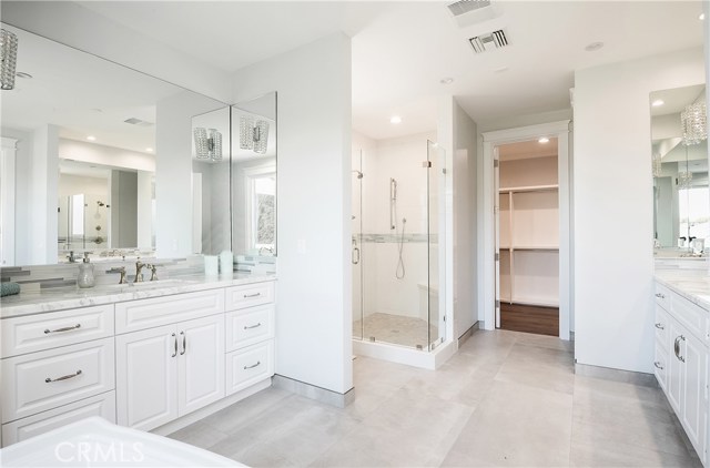 592 30th Street, Manhattan Beach, California 90266, 5 Bedrooms Bedrooms, ,6 BathroomsBathrooms,Residential,Sold,30th,SB20102255