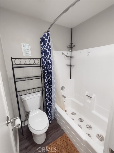 Detail Gallery Image 8 of 10 For 4921 Charlene Cir, Huntington Beach,  CA 92649 - 1 Beds | 1 Baths