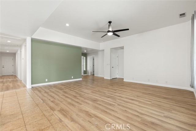 Detail Gallery Image 6 of 34 For 596 Desiree, Chico,  CA 95973 - 5 Beds | 3 Baths