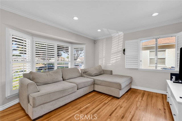 5514 Bellflower Blvd, Lakewood CA: https://media.crmls.org/medias/bf2e401b-7dfa-4044-93f6-7de7755cc591.jpg