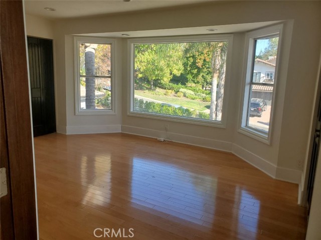 Detail Gallery Image 20 of 38 For 1563 Wynnefield Ave, Westlake Village,  CA 91362 - 5 Beds | 4/1 Baths