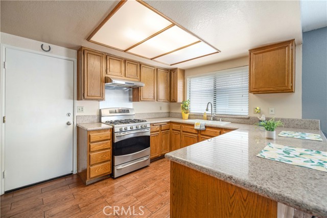 Detail Gallery Image 11 of 26 For 1819 Acosta Ave, Lancaster,  CA 93535 - 3 Beds | 2 Baths