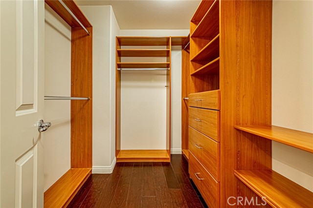 Detail Gallery Image 35 of 62 For 17730 Wren Dr, Canyon Country,  CA 91387 - 5 Beds | 3 Baths