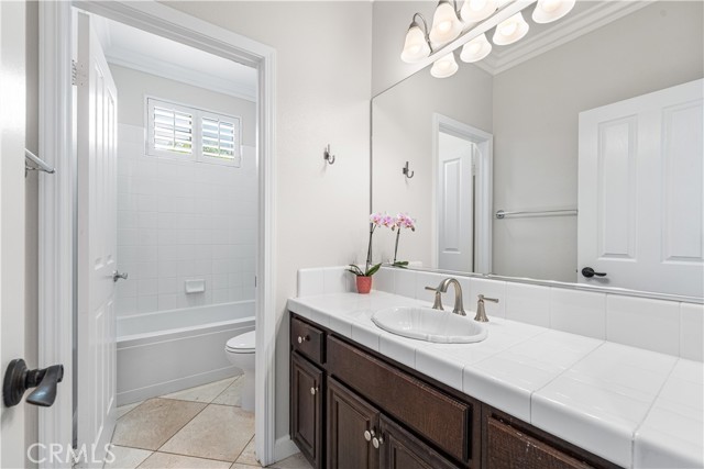 Detail Gallery Image 33 of 54 For 14030 Eaton Hollow Ave, Moorpark,  CA 93021 - 5 Beds | 4 Baths