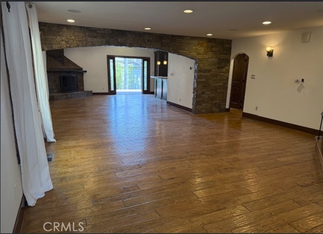 Detail Gallery Image 44 of 45 For 3208 Walnut Ave, Manhattan Beach,  CA 90266 - 5 Beds | 3 Baths
