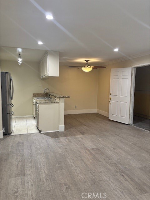 Detail Gallery Image 2 of 17 For 7035 Woodley #113,  Van Nuys,  CA 91406 - 2 Beds | 2 Baths