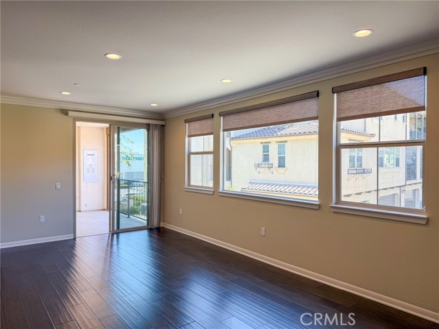 Detail Gallery Image 11 of 43 For 444 Maravilla Ln, Brea,  CA 92823 - 2 Beds | 2 Baths
