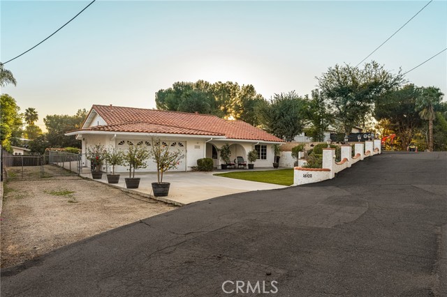 Detail Gallery Image 3 of 45 For 18102 Hutchings Dr, Yorba Linda,  CA 92886 - 3 Beds | 2 Baths