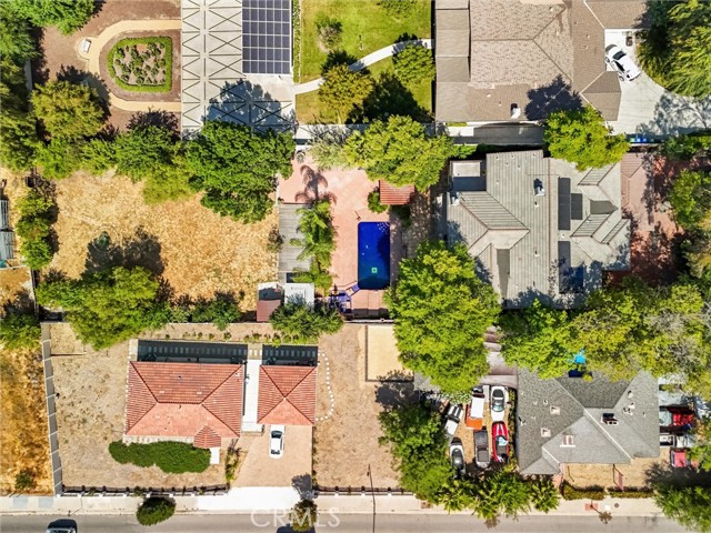 22349 Dolorosa Street, Woodland Hills CA: https://media.crmls.org/medias/bf31df2a-4241-4c5f-95be-6ecc42794e7b.jpg
