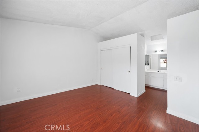 7980 Oleander Avenue, Fontana CA: https://media.crmls.org/medias/bf32eb33-13cd-4272-982a-7ed1423a11d8.jpg
