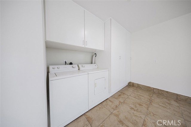 Detail Gallery Image 9 of 17 For 2954 Hermosa Ave a,  La Crescenta,  CA 91214 - 0 Beds | 1 Baths