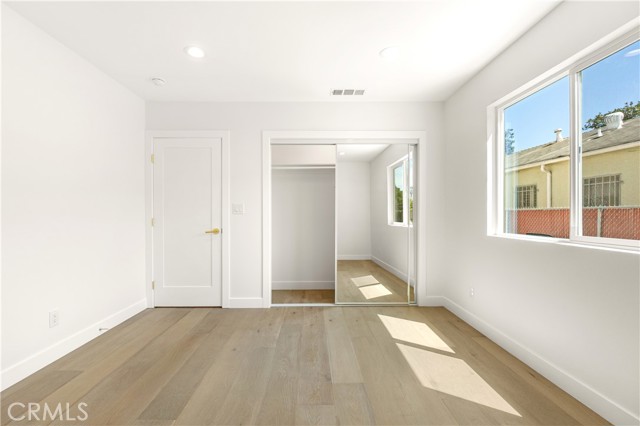 3991 Hubert Avenue, Los Angeles CA: https://media.crmls.org/medias/bf34ce5e-5be7-4892-b8ed-689b61c11f17.jpg