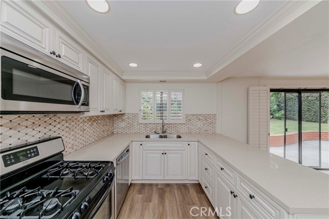 Detail Gallery Image 22 of 58 For 1113 Steinhart Ave, Redondo Beach,  CA 90278 - 3 Beds | 3 Baths