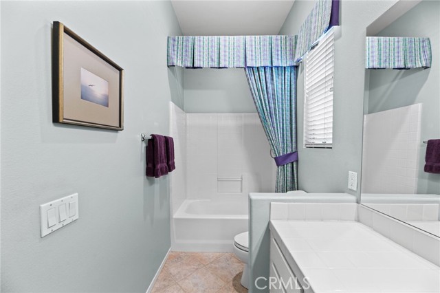 Image 23 of 36 For 41799 Cascades Court