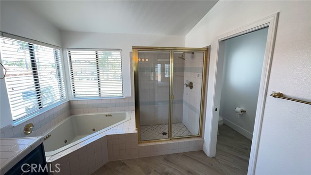 22547 Cascade, Canyon Lake CA: https://media.crmls.org/medias/bf367911-38dd-464c-b684-9b8b82a3f416.jpg