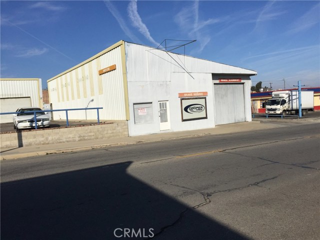 Image 7 of 12 For 400 North Street