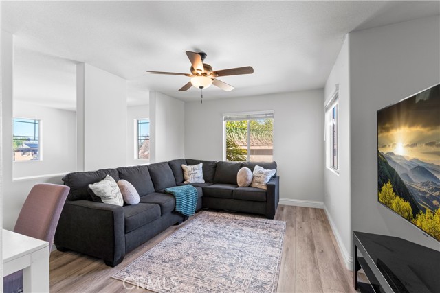 Detail Gallery Image 22 of 46 For 1456 Roadrunner, Corona,  CA 92881 - 3 Beds | 2/1 Baths