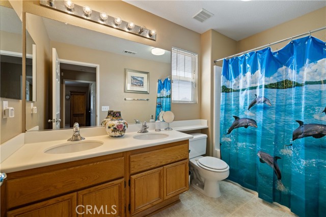 39243 Nicole Drive, Palmdale CA: https://media.crmls.org/medias/bf37ccfe-b8b4-48f0-b66e-44764b402c06.jpg
