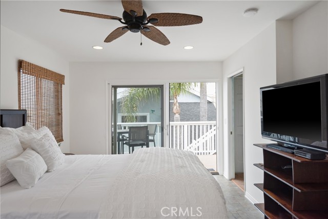 464 36th Street, Manhattan Beach, California 90266, 3 Bedrooms Bedrooms, ,1 BathroomBathrooms,Residential,Sold,36th,SB21242868