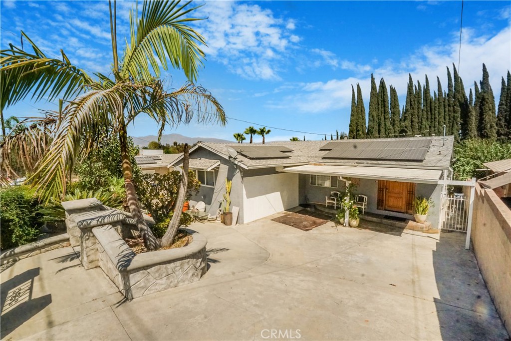 824 Muscatel Avenue