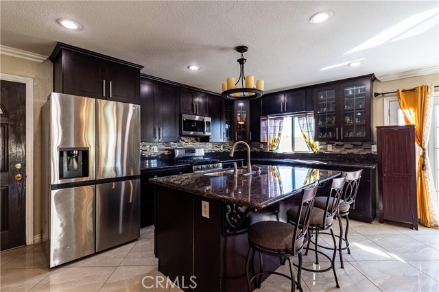 Detail Gallery Image 10 of 23 For 2858 Cole Ave, Highland,  CA 92346 - 4 Beds | 2 Baths