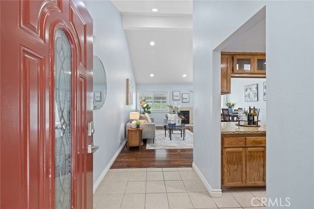 1700 Truman Circle, Placentia CA: https://media.crmls.org/medias/bf38b6bd-4888-41cf-a7cc-8e09eb40f4c9.jpg