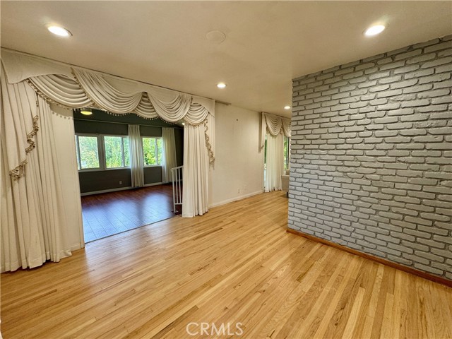 3030 San Juan Drive, Fullerton CA: https://media.crmls.org/medias/bf395ce7-8633-48db-9723-f1360d4af458.jpg