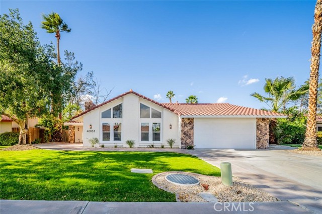 Detail Gallery Image 1 of 26 For 40033 Sagewood Dr, Palm Desert,  CA 92260 - 4 Beds | 2 Baths