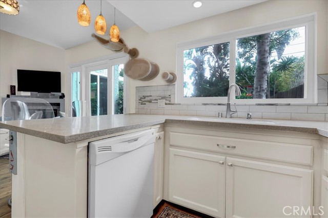 Detail Gallery Image 17 of 40 For 19132 East Country Hollow #10,  Orange,  CA 92869 - 2 Beds | 2/1 Baths