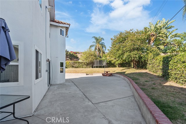 2445 N Santiago Boulevard, Orange CA: https://media.crmls.org/medias/bf3a1901-53ce-49ac-aefe-afc4a6dd0608.jpg