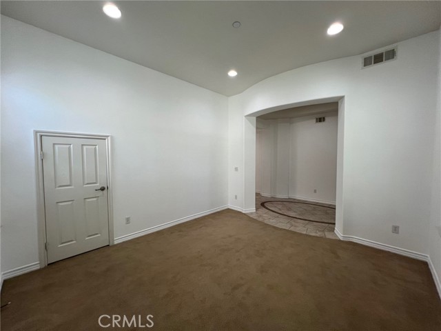 15688 Portenza Drive, Fontana CA: https://media.crmls.org/medias/bf3a4948-0b60-4a6a-9a32-4e4e8794c1bf.jpg