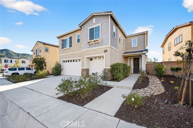 Detail Gallery Image 2 of 75 For 24429 Payton Dr, Lake Elsinore,  CA 92532 - 4 Beds | 3 Baths