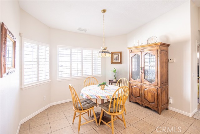 Detail Gallery Image 23 of 75 For 11123 Hickory Ave, Hesperia,  CA 92345 - 4 Beds | 2/1 Baths