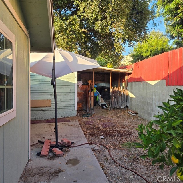 3928 La Crescenta Avenue, Glendale CA: https://media.crmls.org/medias/bf3b63bb-c7b7-44db-bcbf-e41aa357b92f.jpg
