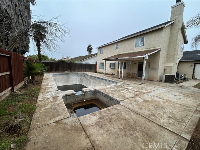 Detail Gallery Image 26 of 27 For 1308 Saint Francis, Los Banos,  CA 93635 - 3 Beds | 2/1 Baths