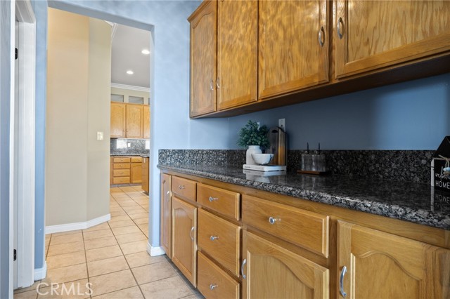 Detail Gallery Image 8 of 39 For 9600 Lake Superior Dr, Bakersfield,  CA 93312 - 4 Beds | 3/1 Baths