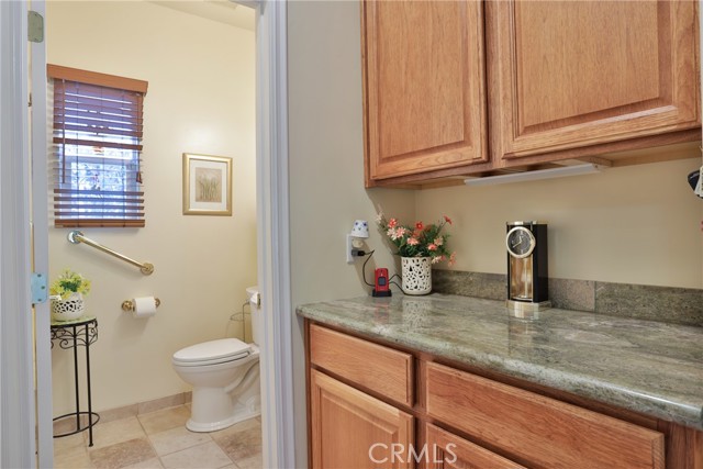 Detail Gallery Image 20 of 42 For 2010 E Foothill Dr, San Bernardino,  CA 92404 - 3 Beds | 2/1 Baths