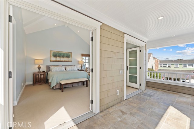 Detail Gallery Image 32 of 44 For 115 Topaz Ave, Newport Beach,  CA 92662 - 3 Beds | 3/1 Baths