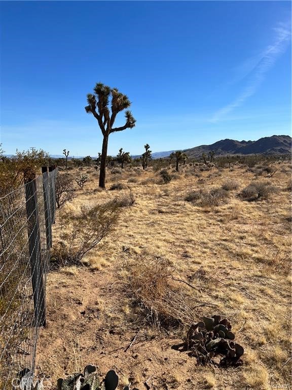 Detail Gallery Image 13 of 17 For 59347 Aberdeen Dr, Yucca Valley,  CA 92284 - – Beds | – Baths