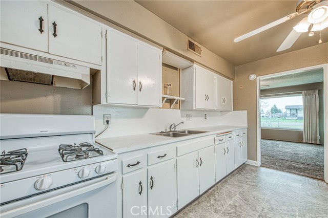 Detail Gallery Image 60 of 75 For 6729 W Clinton Ave, Fresno,  CA 93723 - 5 Beds | 3 Baths