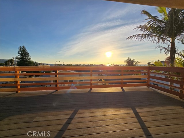 Detail Gallery Image 4 of 25 For 509 N Helberta a,  Redondo Beach,  CA 90277 - 3 Beds | 2 Baths