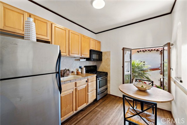606 Avenida Victoria, San Clemente CA: https://media.crmls.org/medias/bf404645-386e-494f-b4e9-96b9d2e78749.jpg