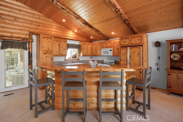 Detail Gallery Image 10 of 46 For 694 Butte Ave, Big Bear City,  CA 92314 - 4 Beds | 2/1 Baths