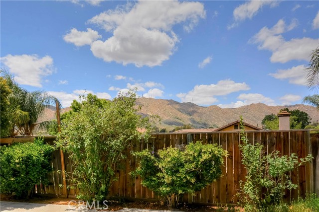 10685 Ridgefield, Moreno Valley CA: https://media.crmls.org/medias/bf41566f-d8dd-4154-bd9d-c732d8e57a1a.jpg