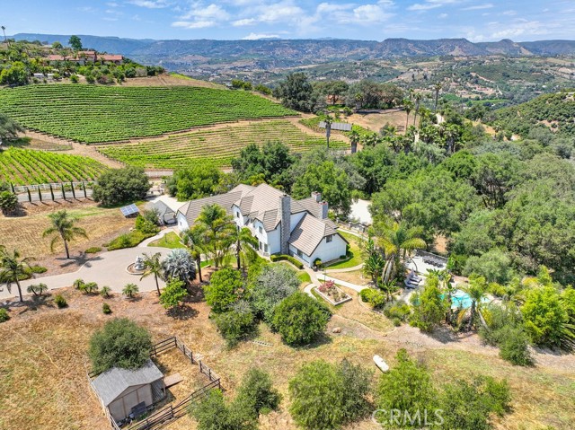 25570 Fuerte Road, Temecula CA: https://media.crmls.org/medias/bf42f6a6-cd4b-4e29-a7ec-e4471f11e137.jpg