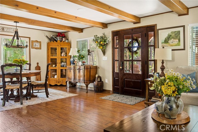243 Manzanita Drive, Lake Arrowhead CA: https://media.crmls.org/medias/bf431b3a-a4a4-4633-b8a6-263892d32c72.jpg