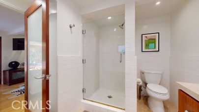 3205 Bayview Drive, Manhattan Beach CA: https://media.crmls.org/medias/bf432bc1-bf57-469c-80e2-412fef963a04.jpg