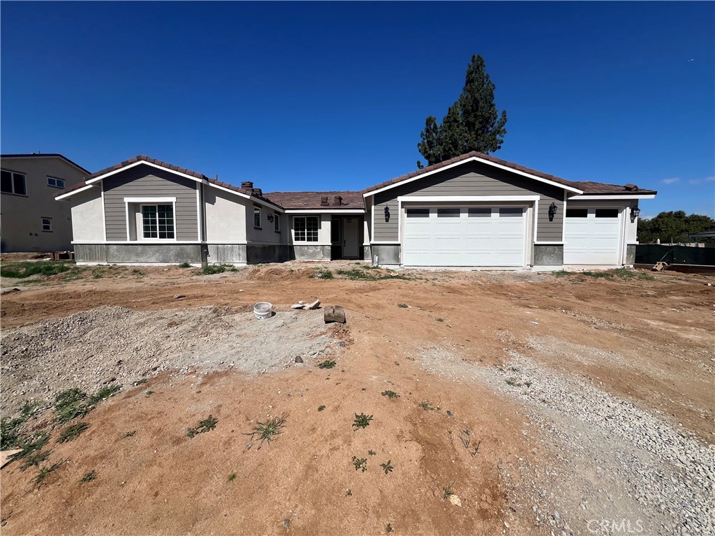 5963 Copperfield Avenue